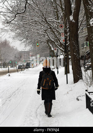 Montreal, Quebec, Canada. Il 7 marzo 2016. Canada Meteo: L'altopiano a Montreal, Canada Que. Mar. 7, 2016. Credito: Lee Brown/Alamy Live News Foto Stock