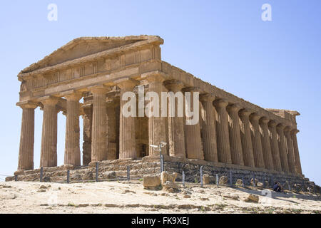 Tempio della Concordia nella Valle dei Templi - Regione Sicilia Foto Stock