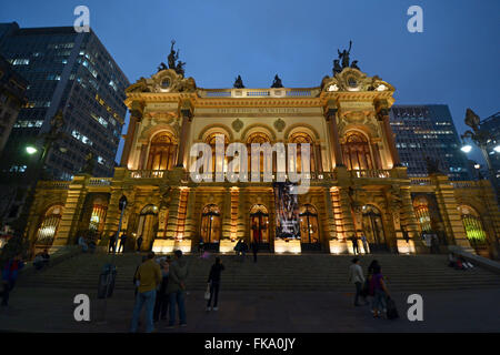 Teatro comunale nel 1911 costruito - centro città di Sao Paulo Foto Stock