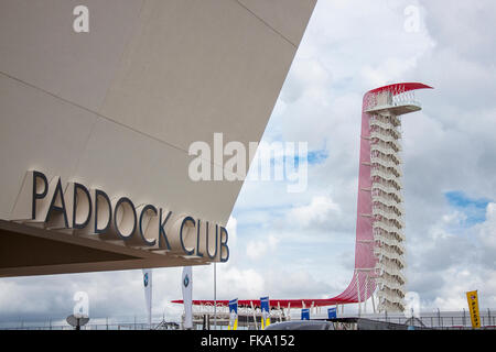 Il Paddock Club e torre presso il circuito delle Americhe di Austin in Texas Foto Stock