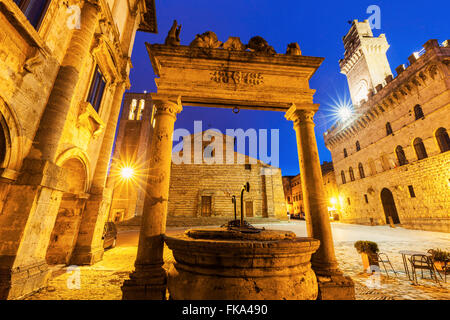 Piazza Grande di Montepulciano Foto Stock