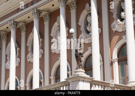 Teatro Pace facciata dettaglio in Praca da Republica - Centro Historico Foto Stock