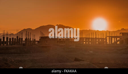 Incompiuto edificio Resort, abandonned in Egitto Foto Stock