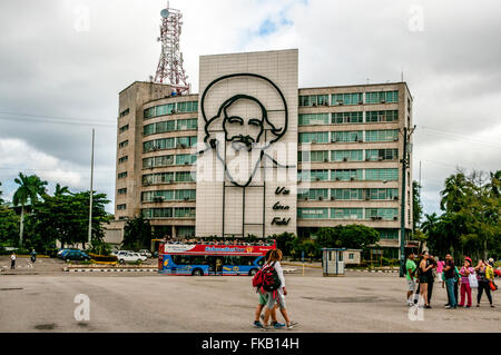 Cuba, La Habana, Piazza della Rivoluzione Ministero delle Comunicazioni edificio Foto Stock