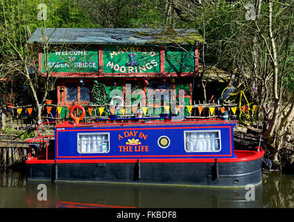 Il Rochdale Canal a Hebden Bridge, Calderdale, West Yorkshire, Inghilterra, Regno Unito Foto Stock