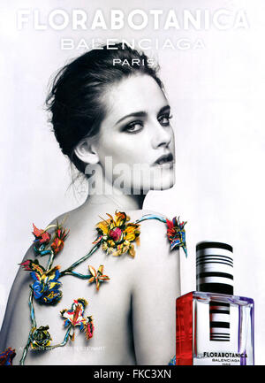 2010S UK Balenciaga Magazine annuncio pubblicitario Foto Stock