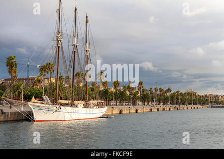 Pacchetto-barca Santa Eulàlia ormeggiata in Moll de Bosch mi Alsina, Barcellona. Foto Stock