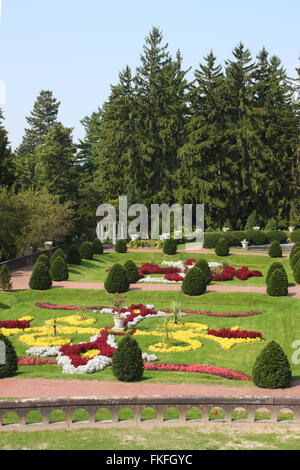 Canandaigua, New York, Sonnenberg giardini e Mansion Membro italiano con giardino formale di piante di biancheria da letto Foto Stock