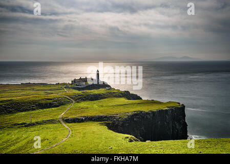 Neist Point lighthouse all isola di Skye, Highlands scozzesi, Regno Unito Foto Stock