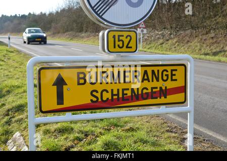 Segno della città di Schengen, Marzo 7, 2016. Foto Stock