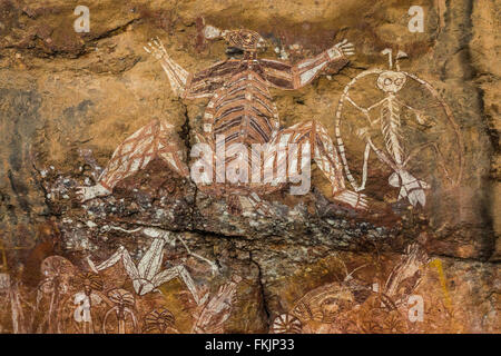 Arte rupestre aborigena australiana a Nourlangie, Kakadu, territorio del Nord, Australia Foto Stock