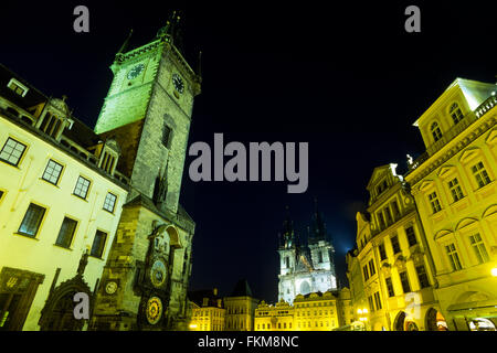 Repubblica Ceca, Praga, Staromestske Namesti, vecchio municipio, orologio astronomico Foto Stock