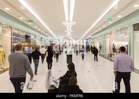 Canary Wharf centro commerciale ( Canada Mall ), interno, Canary Wharf, London REGNO UNITO Foto Stock