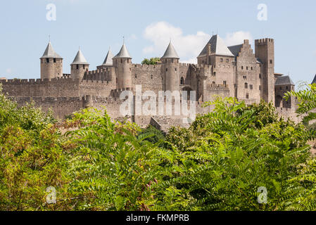 Carcassonne,Cite,Castle,Aude,sud,Francia,l'Europa, Bastille,giorno,Luglio,14th, prima al massiccio di fuochi d'artificio. Foto Stock