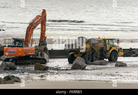 Lavorando sull'erosione costiera schema Fleetwood Foto Stock