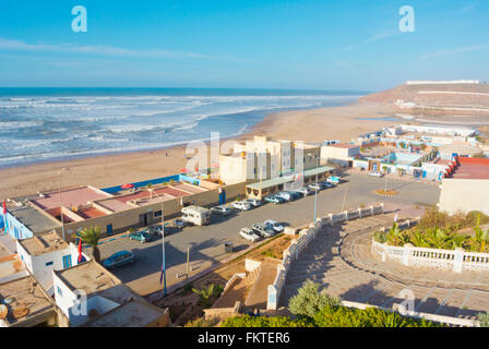 Spiaggia e Plaza de la Marina, Sidi Ifni, regione Guelmim-Oued, Marocco, Africa settentrionale Foto Stock