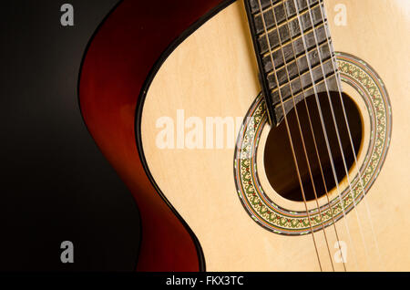 Chiudere la chitarra classica Foto Stock