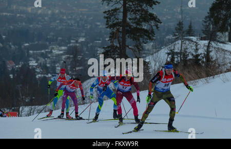 Holmenkollen, Oslo, Norvegia. Decimo Mar, 2016. Biathlon IBU Campionati del mondo. Andreas Birnbacher di Germania compete nella mens 20km gara individuale durante l'IBU Campionati del Mondo di Biathlon 2016 a Holmenkollen Oslo, Norvegia. Credito: Azione Sport Plus/Alamy Live News Foto Stock