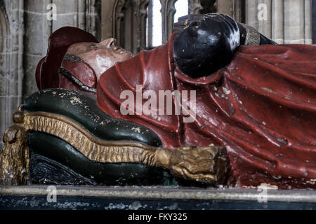 Il Cardinale Henry Beaufort"s tomba nella Cattedrale di Winchester Foto Stock