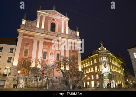 La chiesa francescana dell Annunciazione sulla piazza Prešeren a Ljubljana, Slovenia. Foto Stock