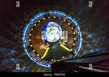 Il gasometro di Oberhausen, Germania, più alto d'Europa exhibition hall, 117 metri di altezza e il nuovo polo fieristico, meraviglie della natura, Foto Stock