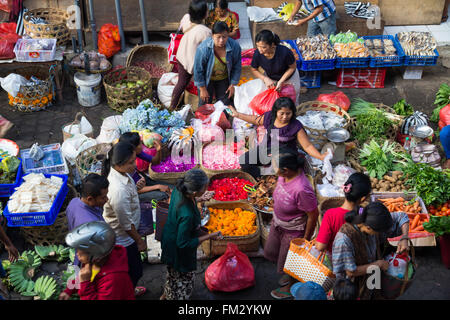 Asia Indonesia Bali. La mattina presto i fiori,mercato di frutta e verdura, Bali. Foto Stock