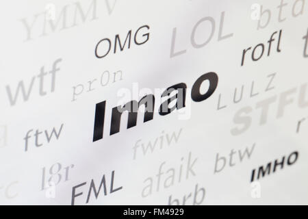 Parola di cloud comunemente usato internet slang evidenziando LMAO - USA Foto Stock
