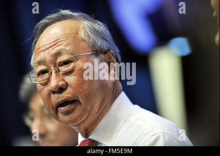 Singapore. Undicesimo Mar, 2016. Singapore è un ex membro del parlamento Tan Cheng Bock partecipa a una conferenza stampa tenutasi a Singapore il 11 marzo, 2016. Tan Cheng Bock, candidato presidenziale in 2011, ha detto alla conferenza stampa che ha programmato per funzionare per il presidente alle prossime elezioni. © poi Chih Wey/Xinhua/Alamy Live News Foto Stock