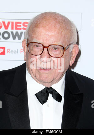 AARP del filmato per gli adulti Awards con: Ed Asner dove: Beverly Hills, in California, negli Stati Uniti quando: 09 Feb 2016 Foto Stock