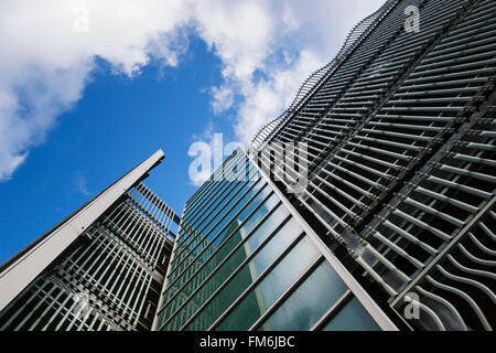 Multi-storia parcheggio auto in Milton Keynes, Buckinghamshire, Inghilterra Foto Stock