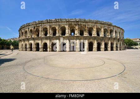 Francia, Gard, Nimes, Place des areni, Arene Foto Stock