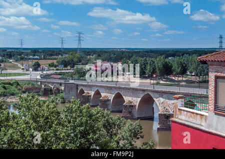 Fiume Duero in Tordesillas Valladolid Castiglia e Leon Spagna Foto Stock