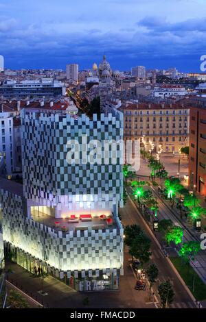 Francia, Bouches du Rhone , Marseille, area euromediterranee, La Joliette district, Place de la Joliette e il Boulevard de Foto Stock