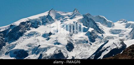 La Svizzera e il Cantone del Vallese, Zermatt village, Monte Rosa (4634 m) Foto Stock