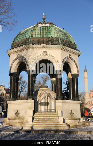 Fontana di tedesco in Piazza Sultanahmet, Istanbul, Turchia Foto Stock