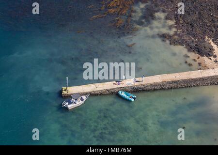 Francia, Morbihan, il Golfo di Morbihan, Ile Longue jetty (vista aerea) Foto Stock