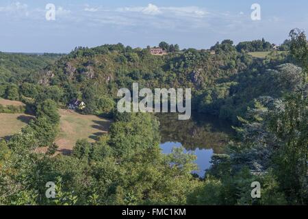 Francia, Indre, Creuse Valley vicino a Badecon le Pin, Pin meandro Foto Stock