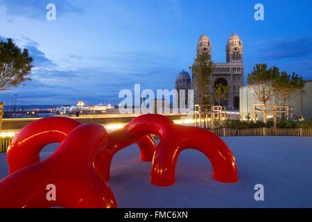 Francia, Bouches du Rhone , Marseille, area euromediterranee, La Joliette district Esplanade, principali e la Cattedrale La Foto Stock