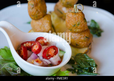 Pesce fritto di palline di pasta Foto Stock