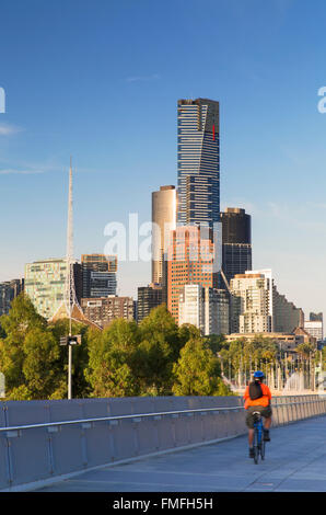 Skyline da William Barak Bridge, Melbourne, Victoria, Australia Foto Stock