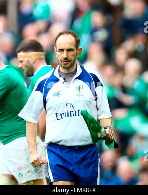 Aviva Stadium, Dublino, Irlanda. Xii Mar, 2016. RBS 6 Nazioni campionati. L'Irlanda contro l'Italia. Arbitro assistente Romain Poite (Francia). Credito: Azione Sport Plus/Alamy Live News Foto Stock