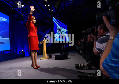 Glasgow, Scozia, GBR - 12 Marzo: Nicola storione, Primo ministro di Scozia e il leader del Partito nazionale scozzese (SNP), indirizzata il partito della conferenza di primavera sabato 12 marzo 2016 a Glasgow, in Scozia. Foto Stock