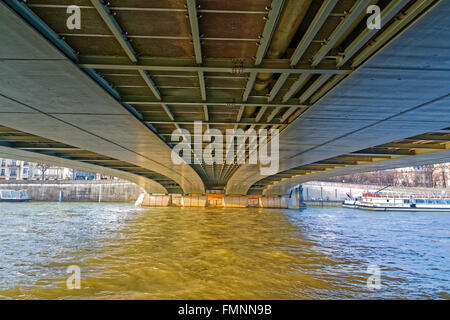 I ponti di Parigi sul fiume Senna, Francia Foto Stock