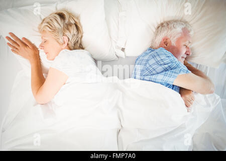 Vista aerea del sonno stanco giovane Foto Stock