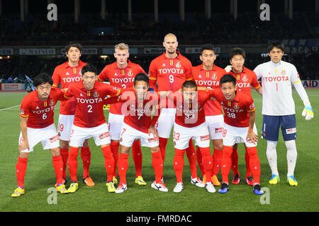 Kawasaki Todoroki Stadium, Kanagawa, Giappone. Xii Mar, 2016. Nagoya Grampus gruppo team line-up, 12 marzo 2016 - Calcio /Soccer : 2016 J1 League 1 stadio match tra Kawasaki frontale 3-2 Nagoya Grampus a Kawasaki Todoroki Stadium, Kanagawa, Giappone. © YUTAKA AFLO/sport/Alamy Live News Foto Stock