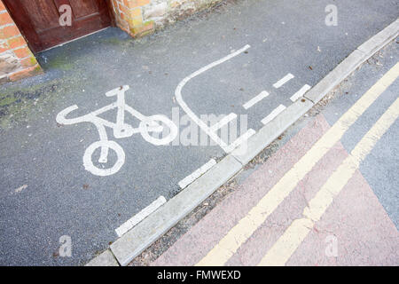 Molto breve ciclo di bicicletta percorso in Kidwelly,Carmarthenshire,Galles,U.K.,l'Europa. Foto Stock