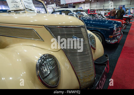 Full-size auto Ford V8 Cabrio, 1937. Foto Stock