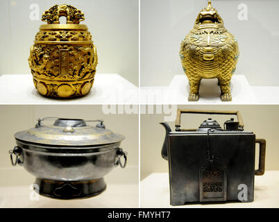 Shenyang. 13 Mar, 2016. Combinazione foto scattata il 13 marzo 2016 mostra royal goldware e argenteria sul display a Shenyang Palace Museum di Shenyang, a nord-est della Cina di Provincia di Liaoning. La mostra permanente, visualizzazione di oltre 100 pezzi di royal goldware e argenteria della Dinastia Qing (1644-1911), durerà fino al mese di aprile 25. © Zhang Wenkui/Xinhua/Alamy Live News Foto Stock