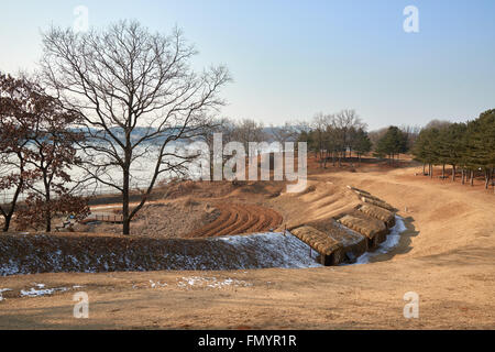 Deokpojin, che era un accampamento militare per Sondolmok di Joseon. Ci sono casemates contro la marina francese e U.S NAVY circa 150 sì Foto Stock