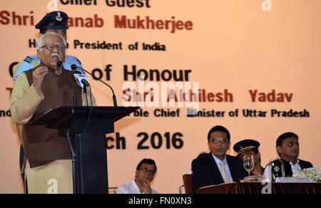 Di Allahabad, India. 13 Mar, 2016. Uttar Pradesh governatore Ram Naik affrontare nel corso di un programma in occasione del centocinquantesimo anniversario della Highcourt Allahabad, in Allahabad, India. Credito: Prabhat Kumar Verma/Pacific Press/Alamy Live News Foto Stock